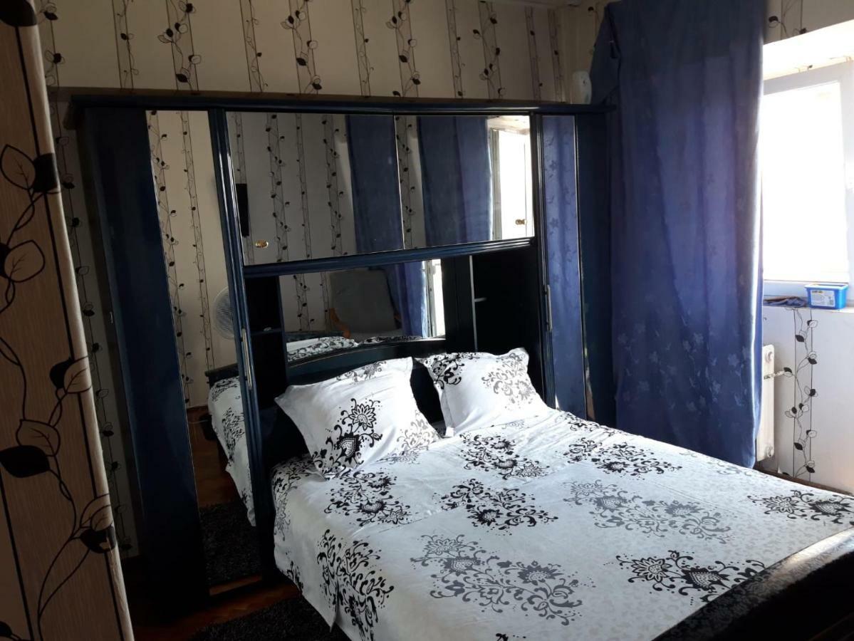 Hellen'S Ultracentral Apartament Buzău Dış mekan fotoğraf